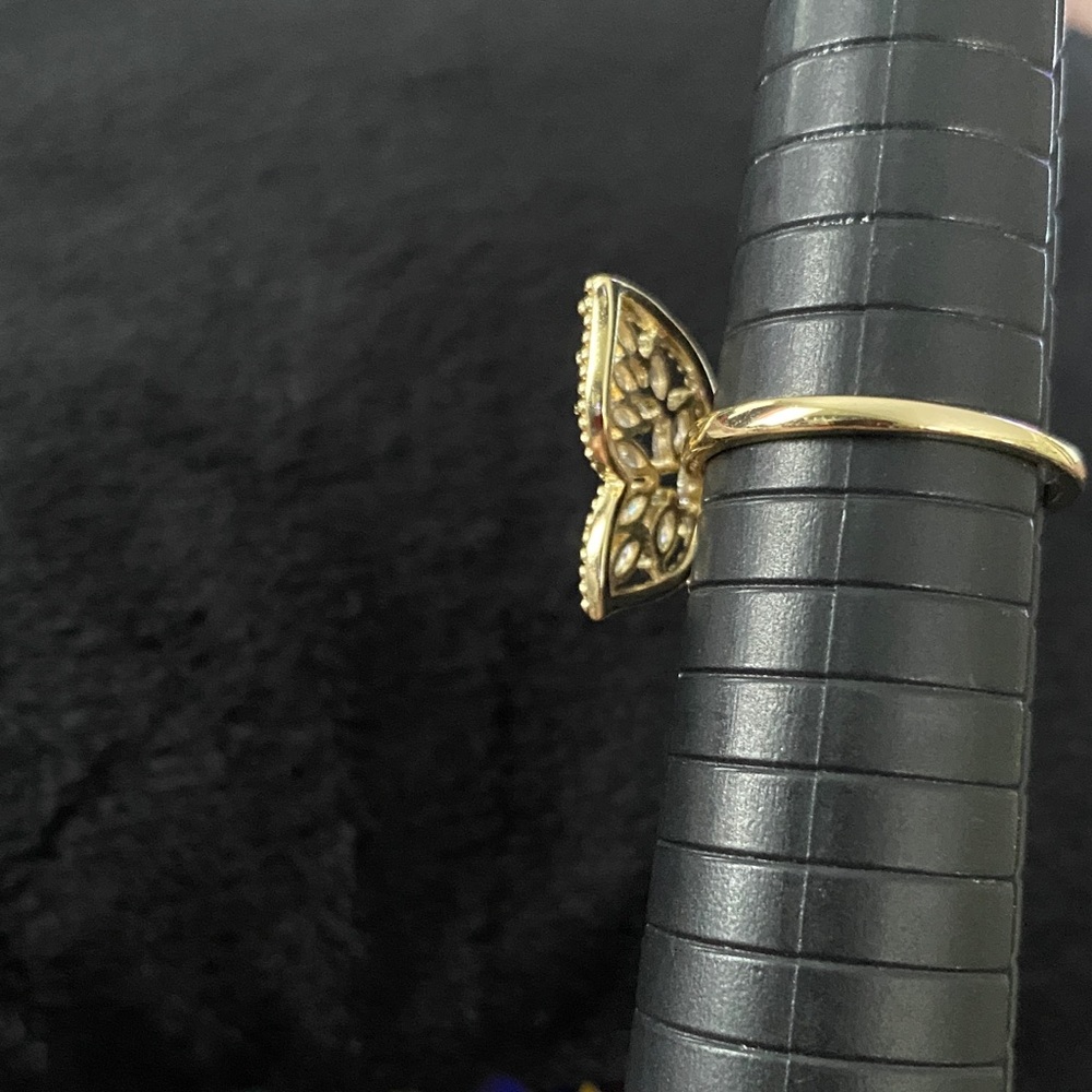 Sparkle Allure Womens butterfly ring - Picture 6 of 10